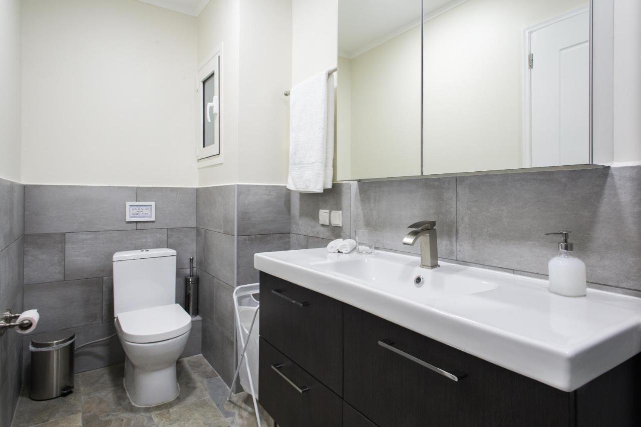 Athena'S Hideaway- Fully Renovated- Absolute Best Location Екстер'єр фото