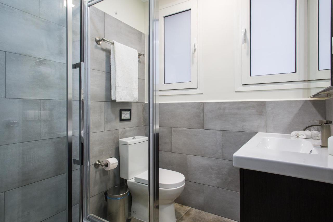 Athena'S Hideaway- Fully Renovated- Absolute Best Location Екстер'єр фото